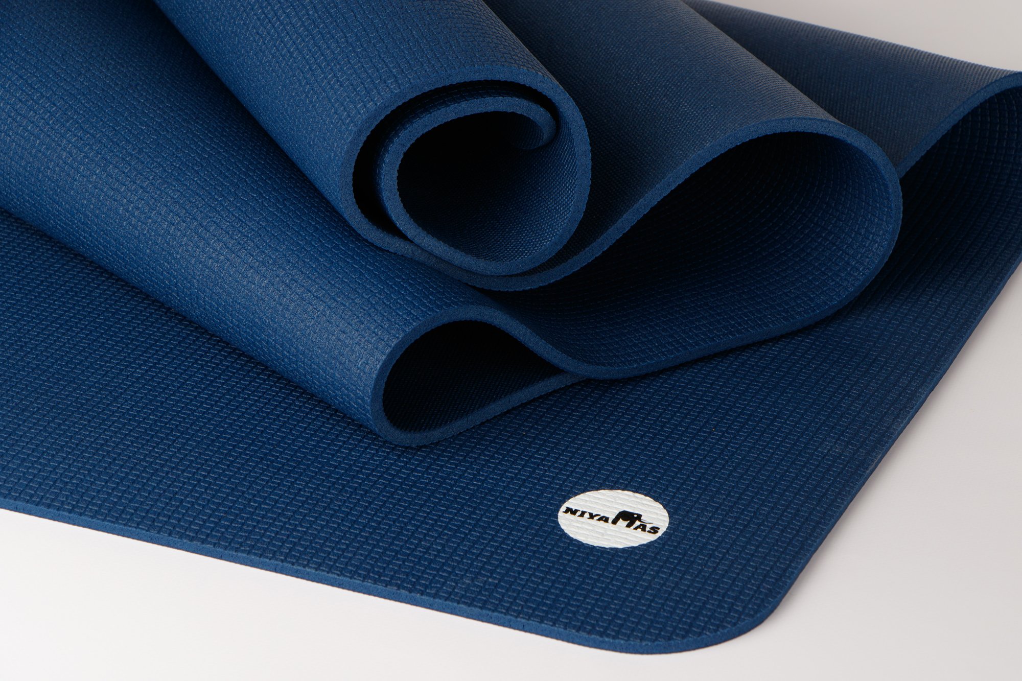 Niyamas Yoga Mat Pro Ananda Blue (185x65x0.6cm) with carry strap - Image 2
