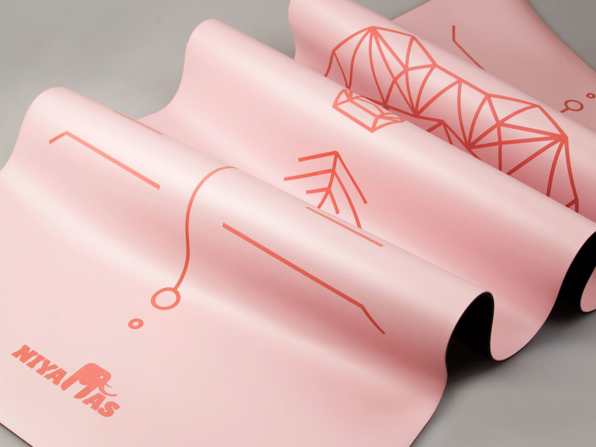 Niyamas Yoga Mat Pro Gaja Pastel Pink (183x68x0.5cm) with Carry Strap - Image 4