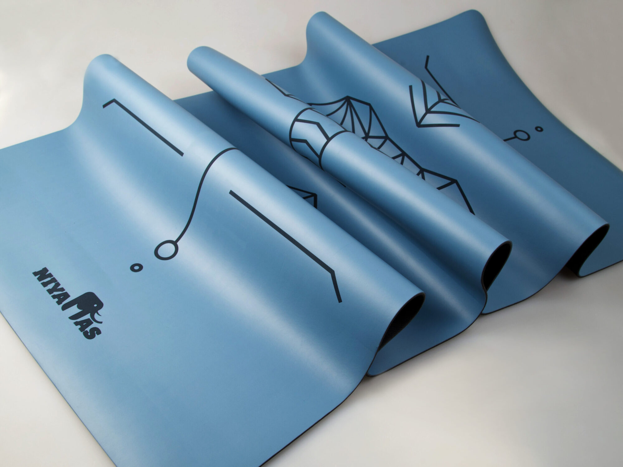 Niyamas Yoga Mat Pro Gaja Sky Blue (183x68x0.5cm) with Carry Strap - Image 3