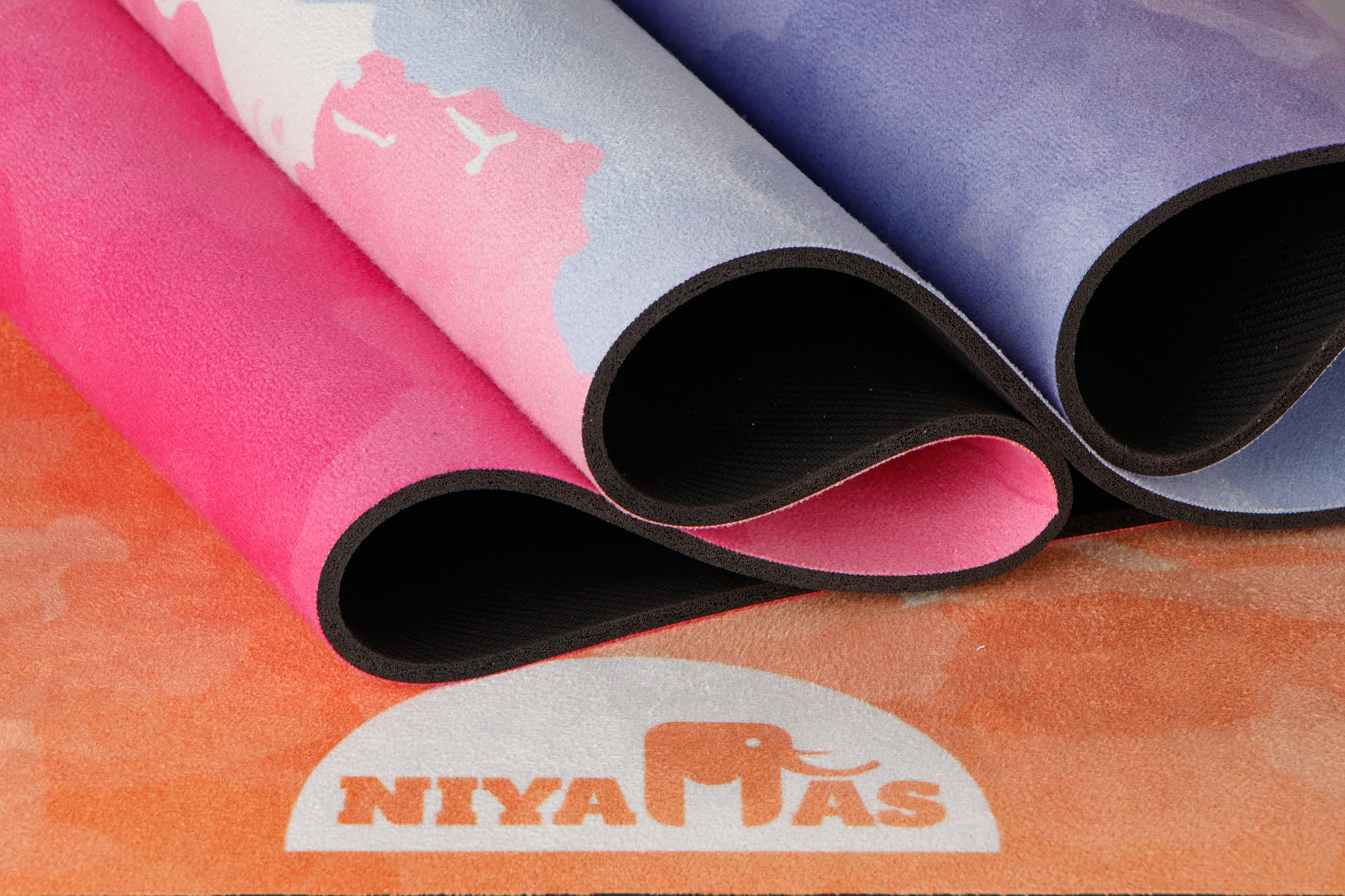 Niyamas Yoga Mat Samatva Sunset (185x68x0.5cm) with Carry Strap - Image 2